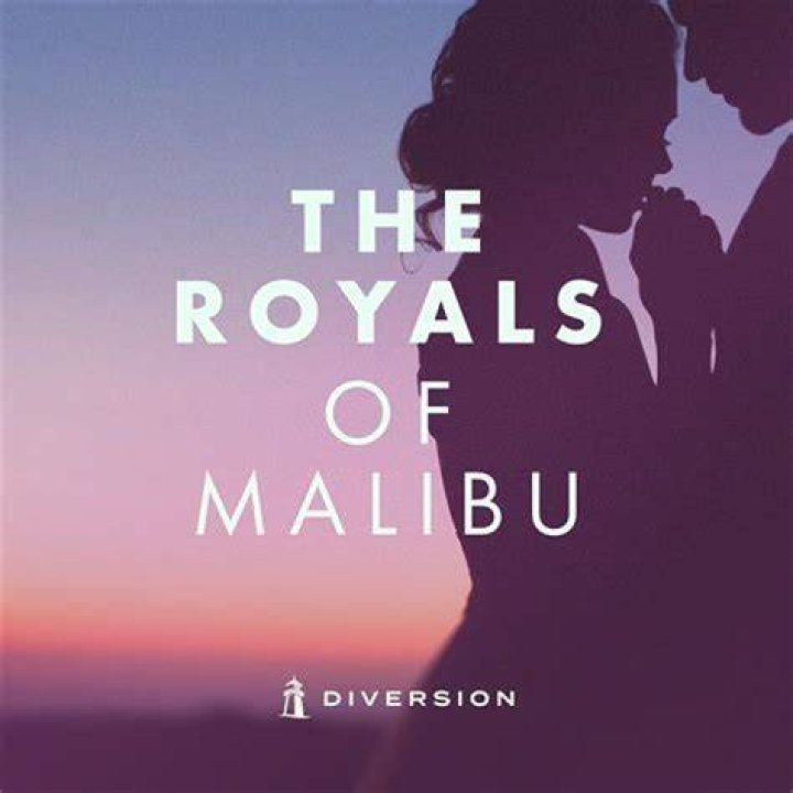 10 Podcasts Like The Royals Of Malibu For The Hopeless Romantics