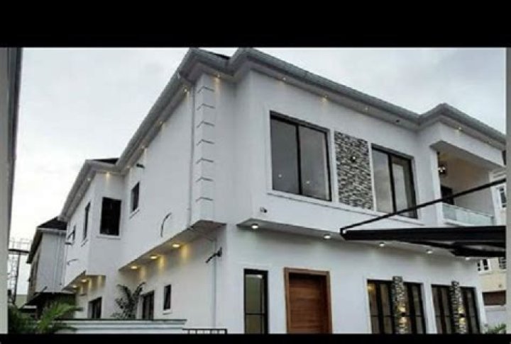 A Look At Naira Marley’s Enviable Houses and Car Collection