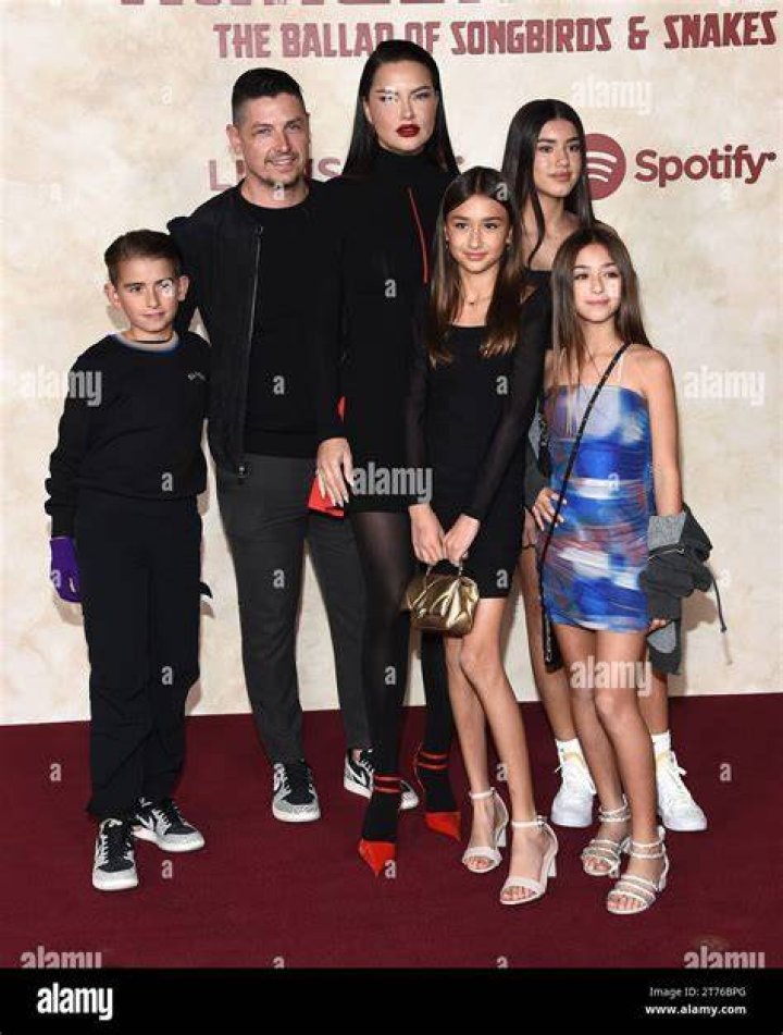 Adriana Lima Children: Meet Valentina Lima Jarić, Cyan Lima Lemmers, Sienna Lima Jarić