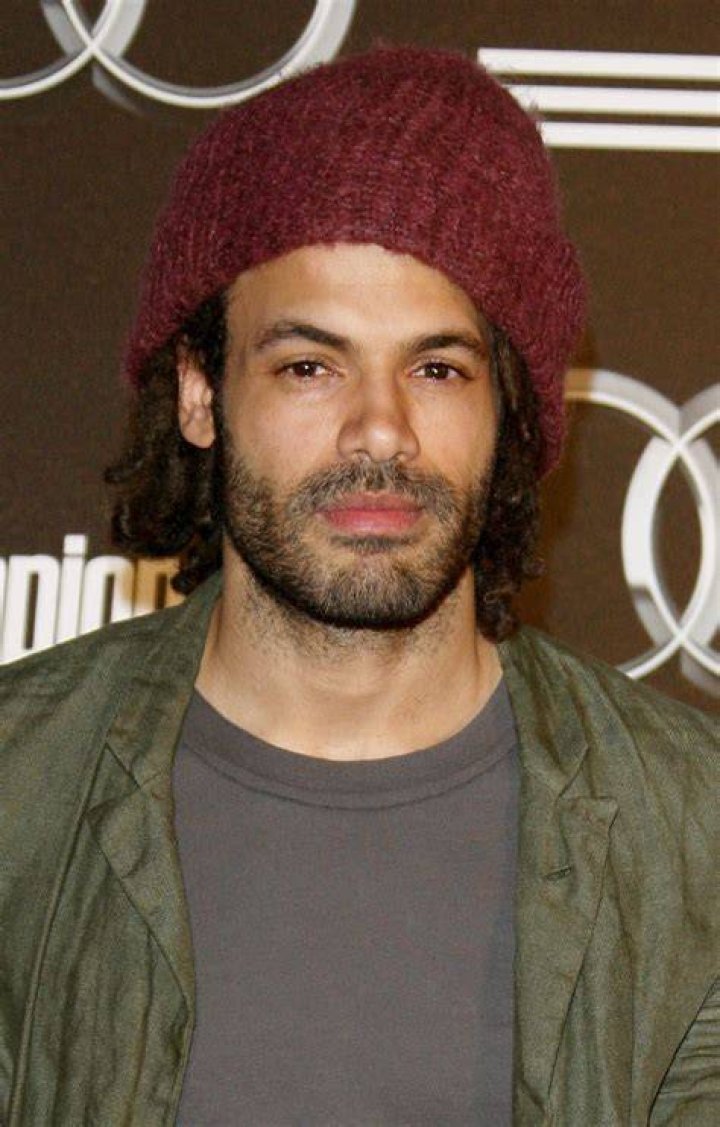Alain Clark: dating, net worth, tattoos, smoking & body facts