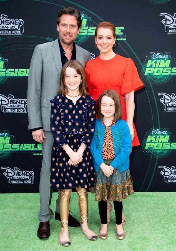 Alyson Hannigan Siblings: Does Alyson Hannigan Have Siblings?