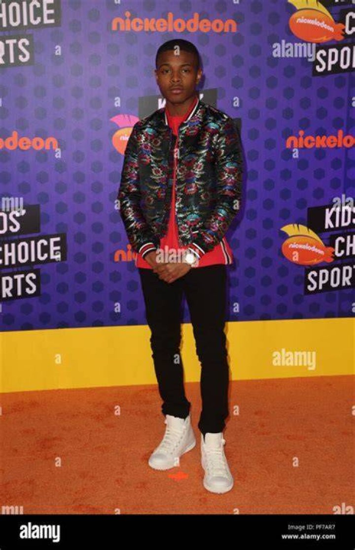 Amarr M. Wooten Biography,Age, Height And Weight, Net Worth, Education, Instant Mom, Knight Squad