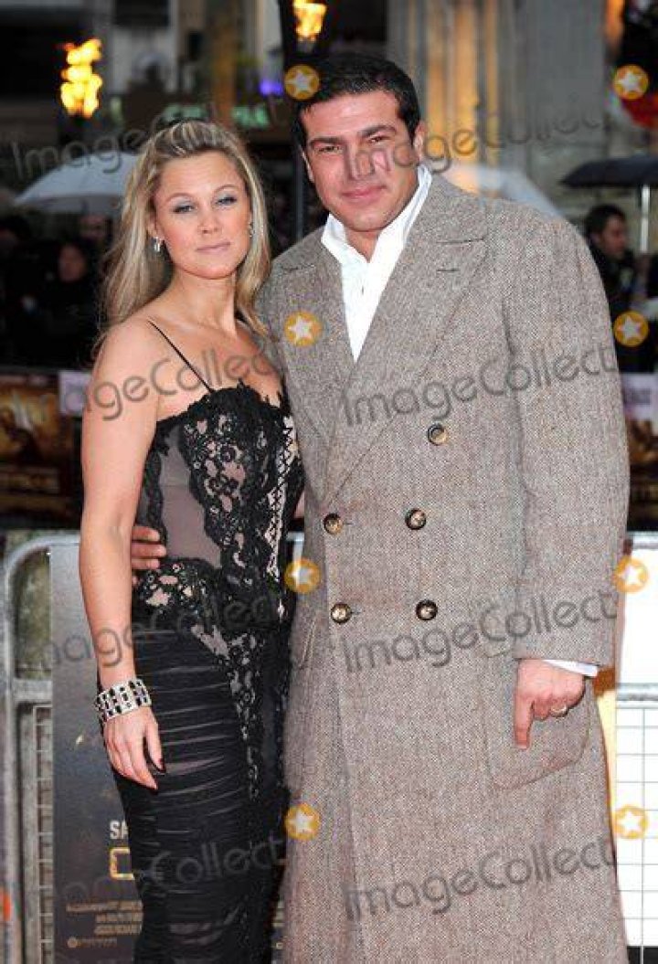 Amelia Curtis: Who Is Vincent Regan Wife?