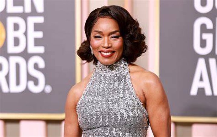 Angela Bassett Height, Weight, Net Worth, Age, Birthday, Wikipedia, Who, Nationality, Biography