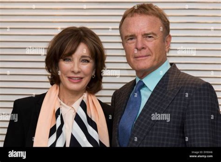 Anne Archer: Husband, net worth, tattoos, smoking & body measurements