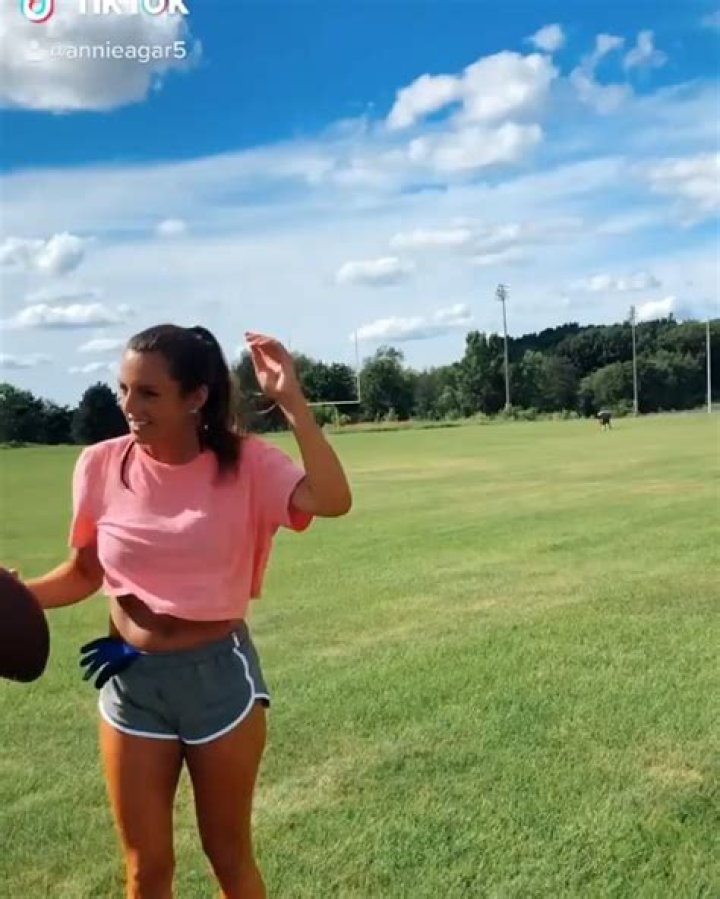 Annie Agar ESPN Wikipedia: Everything On Her Tiktok And Instagram