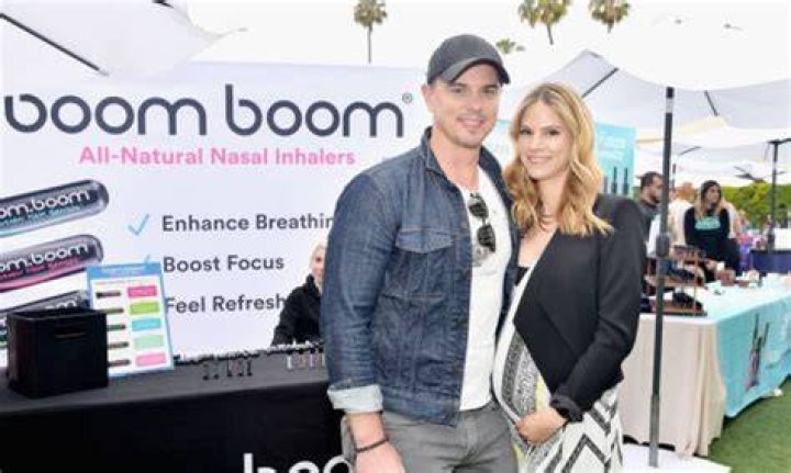Ben Jorgensen Bio, Age, Height, Net Worth, Katrina Bowden, Songs