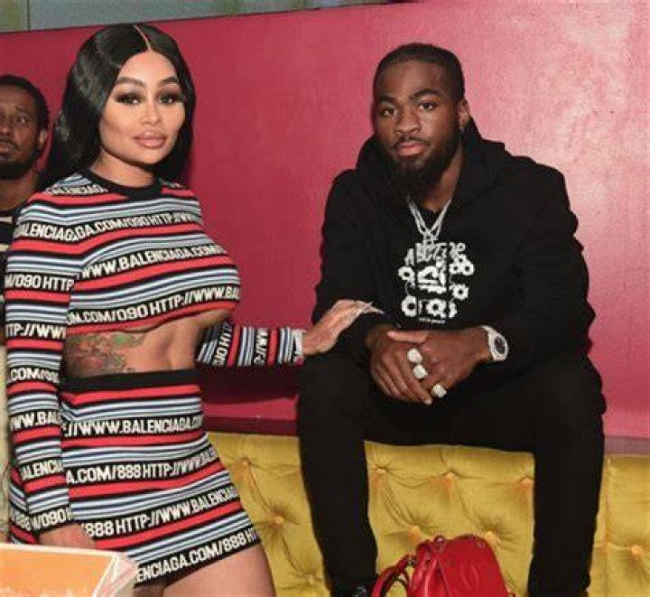 Blac Chyna: Boyfriend, net worth, tattoos, smoking & body measurements