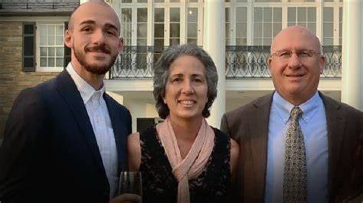 Brian Laundrie Parents Business Net Worth – Job and Profession Exposed