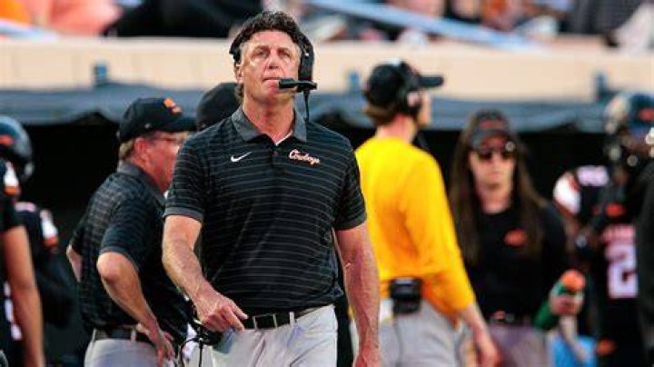 Cale Gundy Salary: How much does Cale Gundy make a year?