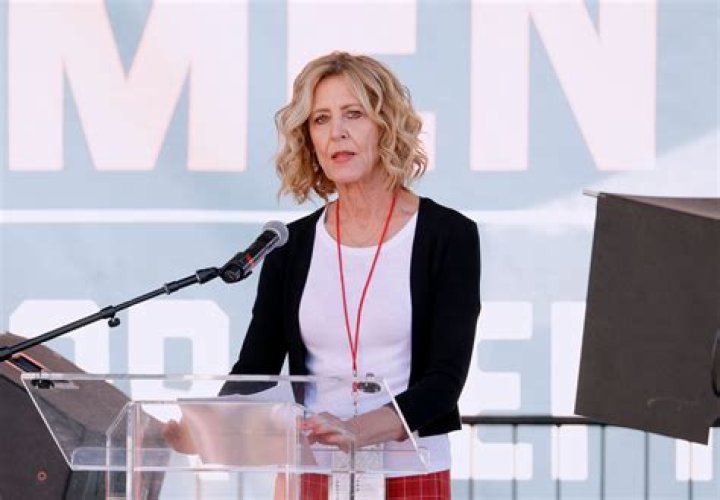 Christine Lahti Net Worth, Income, Salary, Earnings, Biography