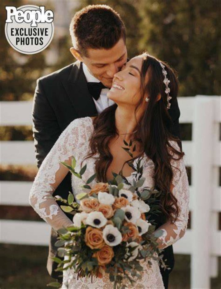 Corey Seager’s Girlfriend Madisyn Van Ham, Age, Height, Instagram, Parents, Are They Married Yet?