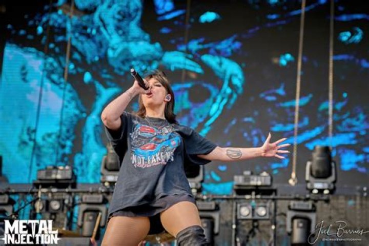 Courtney LaPlante Bio, Wiki, Age, Height, Husband, Family, Spiritbox, Bands and Net Worth