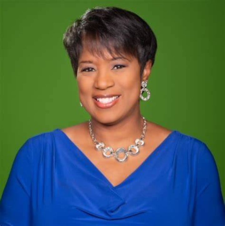 Danita Harris Bio, Wiki, Age, Birthday, Height, Family, Husband, WEWS, Net Worth, and Salary