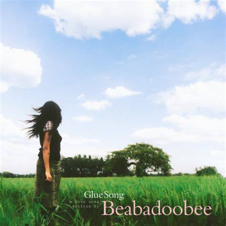 Did Beabadoobee aka Bea and Her Boyfriend Soren Breakup? Reddit User Believe So