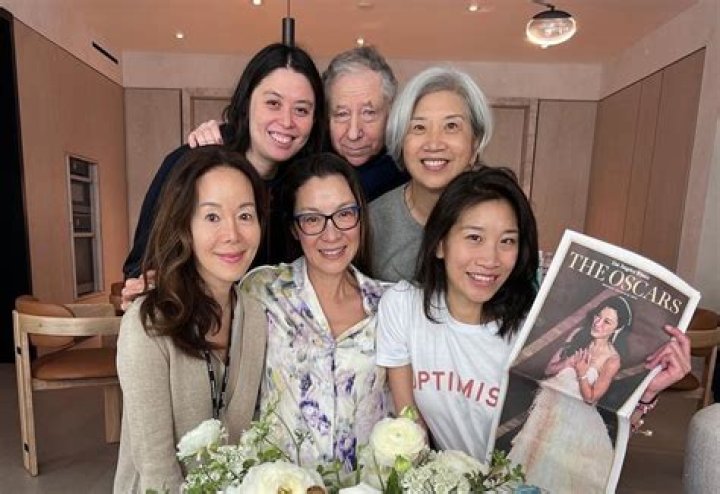 Does Michelle Yeoh have siblings?