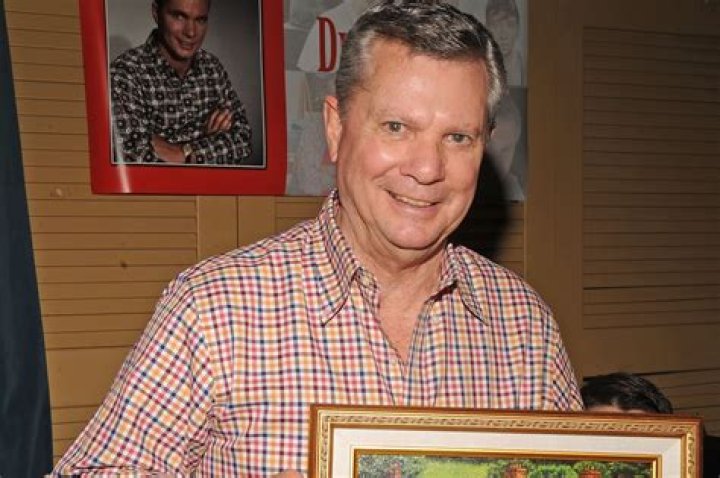 Dwayne Hickman Net Worth, Age, Birthday, Wikipedia, Who, Nationality, Biography