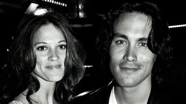Eliza Hutton, Bio, Age, Today, Married, Son, Brandon Lee, & Net Worth