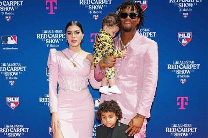 Eva Luccia Instagram: Age, Wiki, Biography, Ronald Acuna Jr Girlfriend and Baby Son