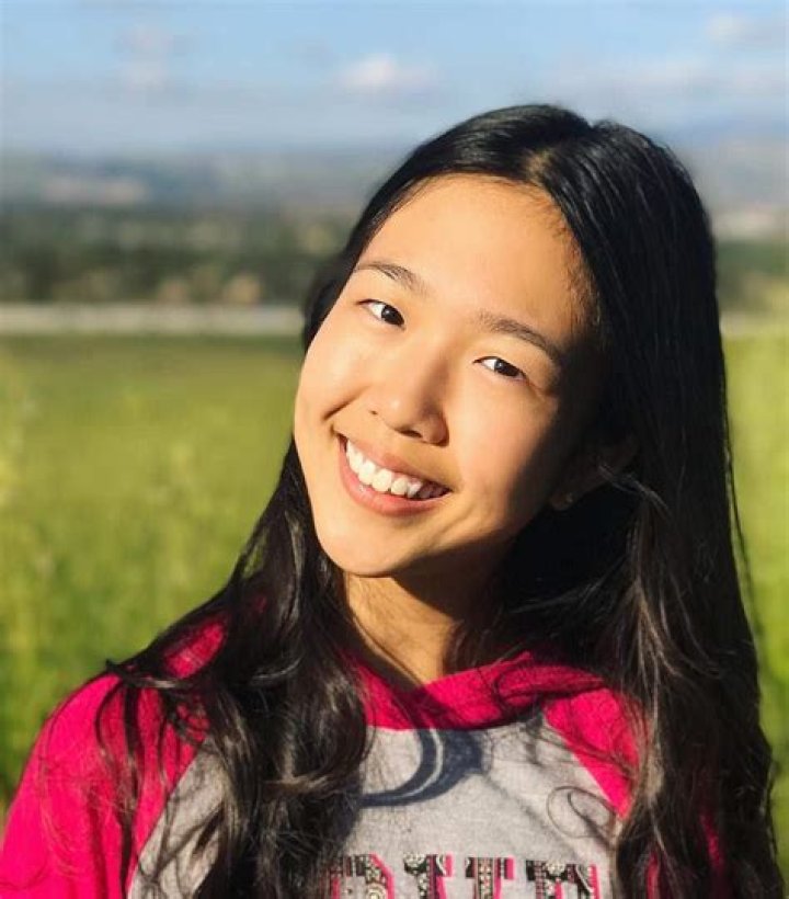How old is Nina Lu? Age, Height, Nationality, Boyfriend, Wiki