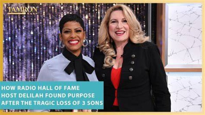 How Old is Radio Host La Bronca Age? Real Name Revealed
