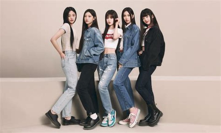 How Tall Is Hanni From Korean Band, NewJeans?
