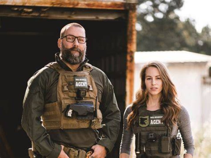 How to become a bounty hunter in texas