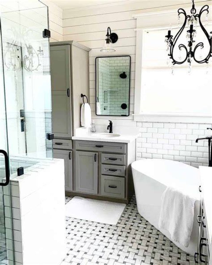 Is there tile that looks like shiplap