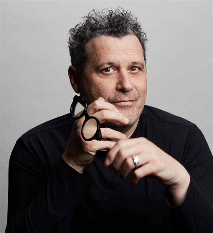 Isaac Mizrahi Bio, Age, Parents, Net Worth, Books, Husband, Tv Shows, Twitter