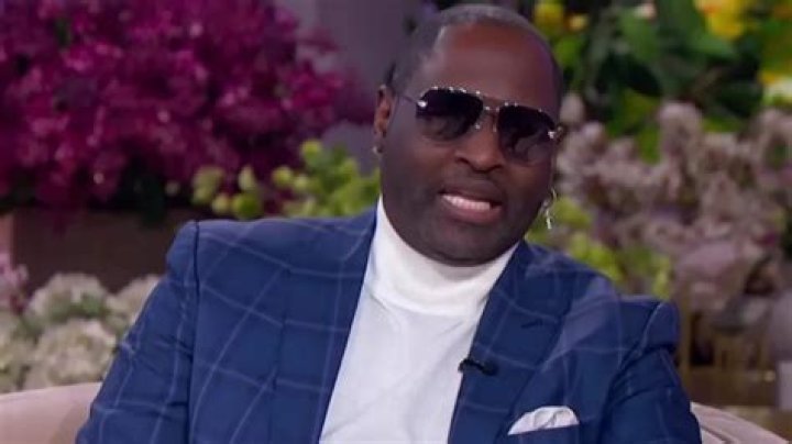Johnny Gill Biography, Age, Net Worth, Albums, Songs, Game Changer, Engaged and Son