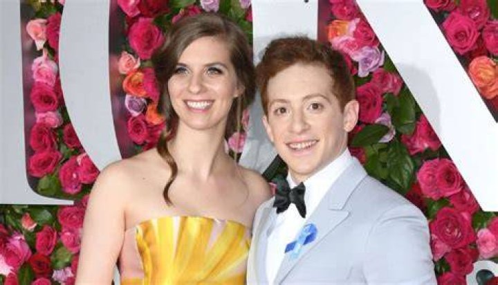 Jonathan Slater Height, Weight, Net Worth, Age, Birthday, Wikipedia, Who, Instagram, Biography