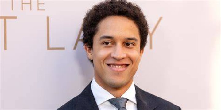 Julian Henry De Niro (Actor) Age, Bio, Wiki, Height, Weight, Girlfriend, Net Worth, Born, Career, Facts