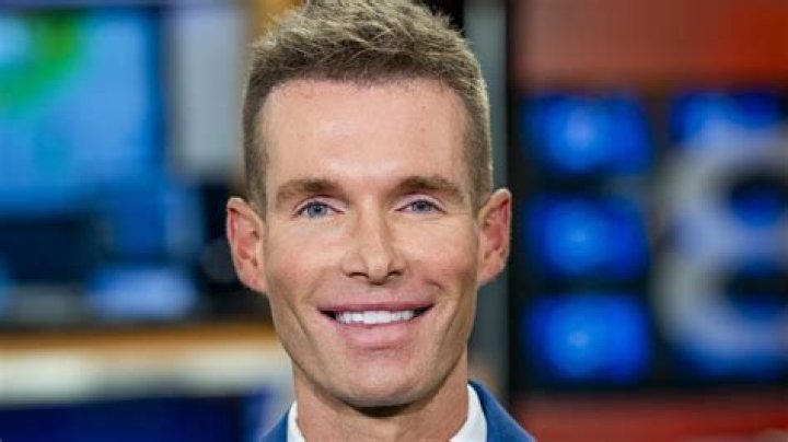 KAGS: Who Is Meteorologist Christopher Nunley? Plastic Surgery Rumors, Are They True?