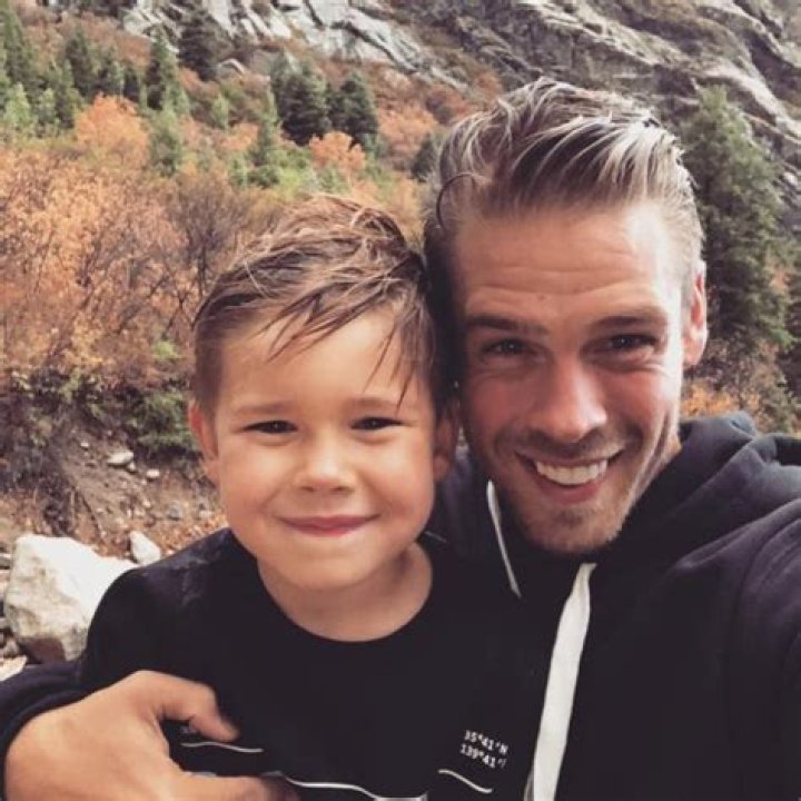 Kelsey Wells Biography Age, Wiki, Net worth Height, Husband, Married