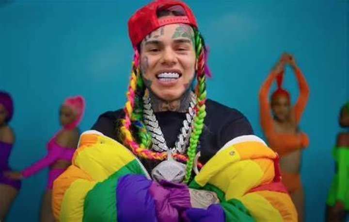 Kooda B Biography, Walking Through the Ville and Response to 6ix9ine
