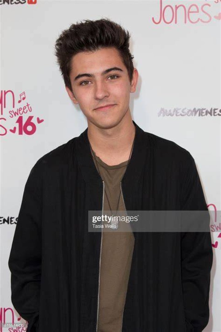 Kyson Facer Biography; Net Worth, Age, Height, Siblings, Songs, Movies And TV Shows