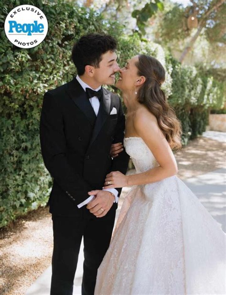 Laci J Mailey Has Two Children & Rumored To Be Pregnant Again, Husband Steve Bradley And Net Worth