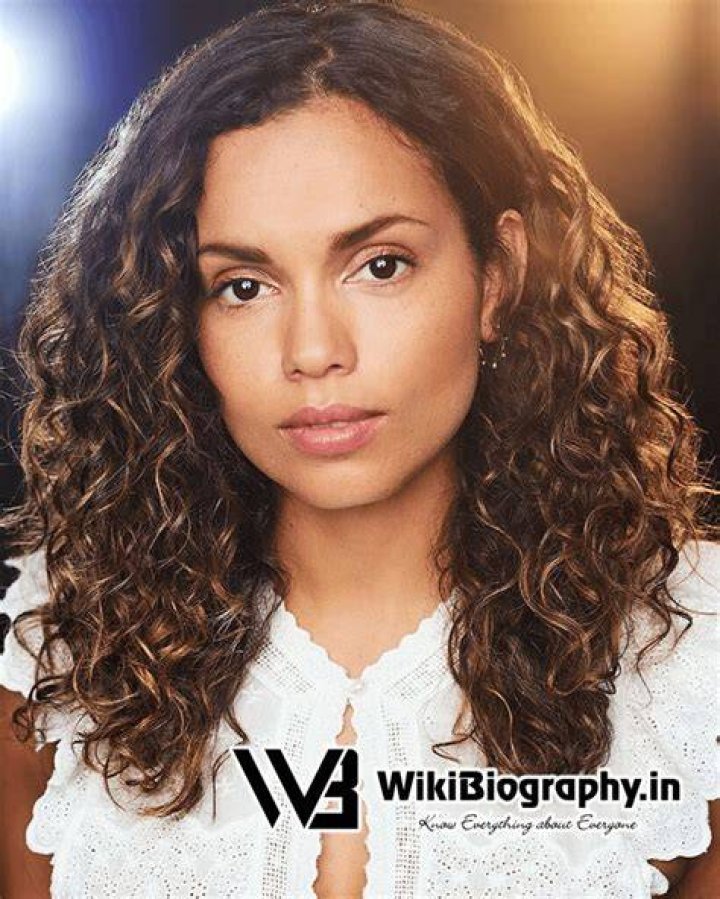 Lauren Campbell Age, Wikipedia, Biography, Children, Salary, Net Worth, Parents.