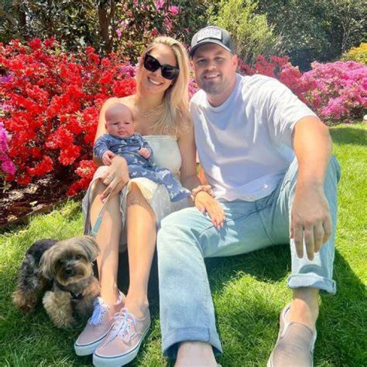 Lauren Compton Body, Career, Boyfriend & Net Worth