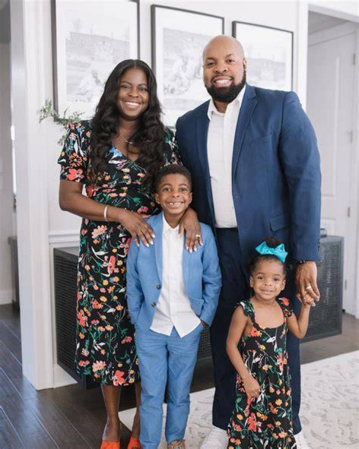 Le’Dor Milteer Bio, Wiki, Age, Husband, Children, In a Man’s World and Net Worth