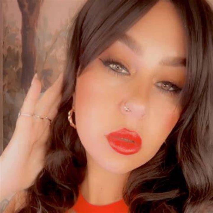 Lilly Ford Height, Weight, Net Worth, Age, Birthday, Wikipedia, Who, Instagram, Biography