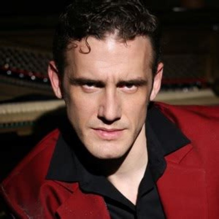 Manu Pilas Wikipedia: Meet The Bella Ciao Singer On Instagram