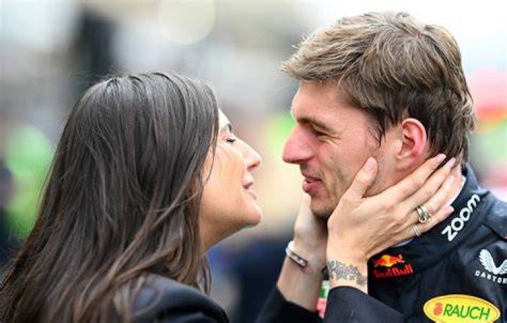 Max Verstappen Age, Net Worth, Father, Height, Salary, Country, Wins, Helmet