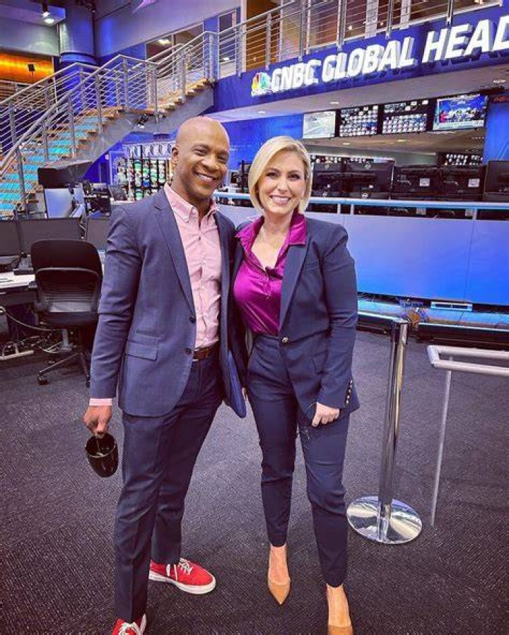 Meg Tirrell Bio, Age, Family, Married, Son, CNBC, Salary, Net worth