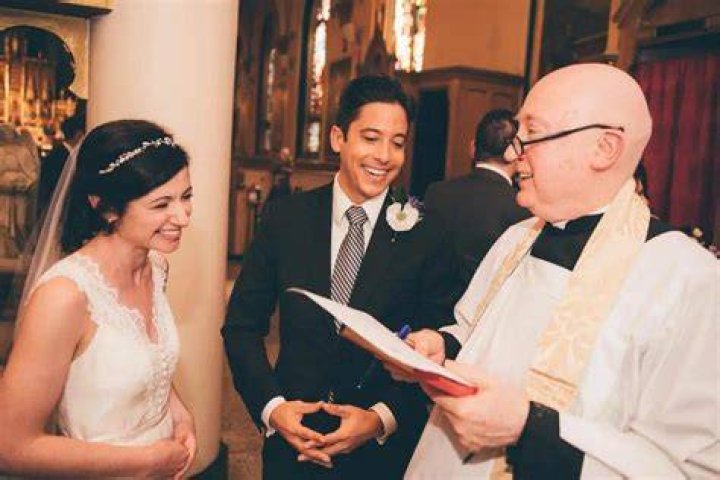 Michael Knowles Net Worth :: Wife Alissa Mahler, Wiki, Age, Family, Parents