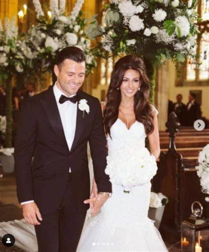 Michelle Keegan Biography, Age, Family, Husband, Our Girl, Wedding dress, Hair, Brassic, Net worth and Mark Wright