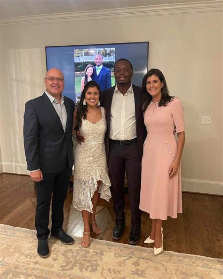 Monica Garcia (CBS5) Husband, Bio, Wiki, Age, Parents, Nationality, Married, Arizona, Height, Salary and Net Worth