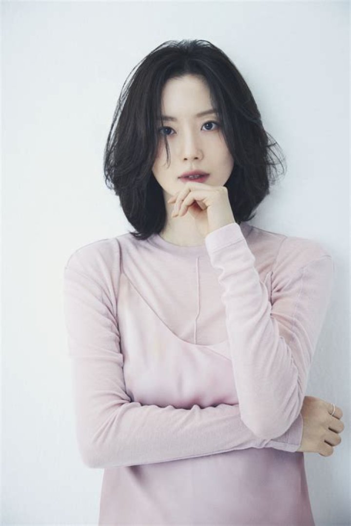 Moon Chae-won: dating, net worth, tattoos, smoking & body measurements