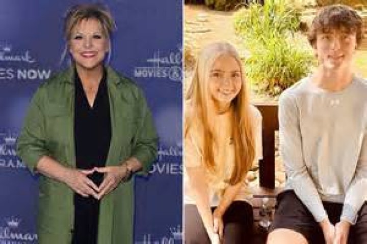 Nancy Grace: Husband, net worth, tattoos, smoking & body measurements