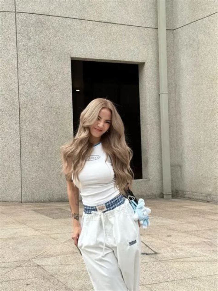 Naomi Neo Height, Weight, Net Worth, Age, Birthday, Wikipedia, Who, Nationality, Biography